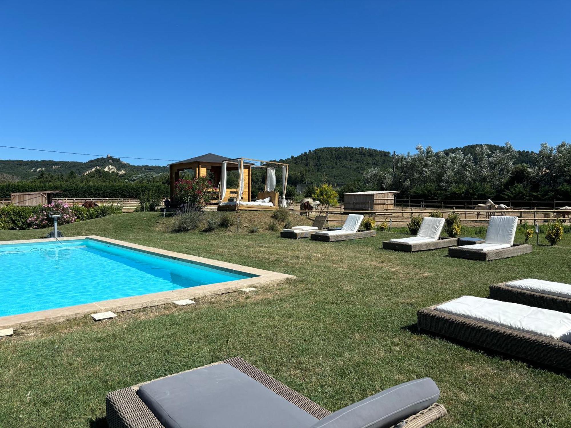 Hotel La Petite Plaine Clansayes Esterno foto